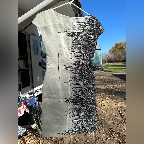 LELA ROSE SILK BLEND SHEATH DRESS Size 2 Ivory & Black Abstract Cap Sleeve Lined - Picture 1 of 8